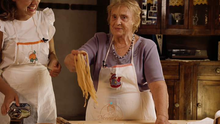 Private LARGE GROUP (10+ Seats) Pasta Class with Nonna